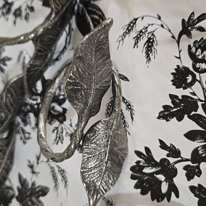 Silver Leaf Napkin Rings H22